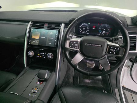 2022-Land-Rover-Discovery-30-TD-SE-R-Dynamic-D300_14