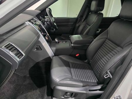 2022-Land-Rover-Discovery-30-TD-SE-R-Dynamic-D300_17
