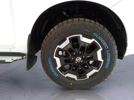 2024-Nissan-Navara-25-DDTi-LE-Plus-4X4-Auto-Double-Cab_10
