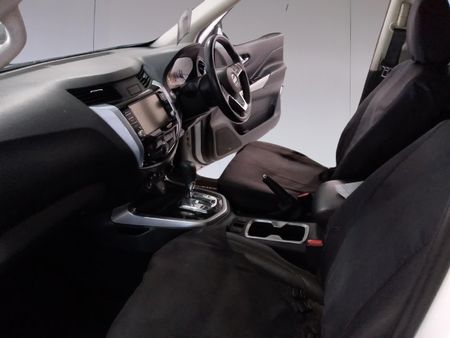 2024-Nissan-Navara-25-DDTi-LE-Plus-4X4-Auto-Double-Cab_18