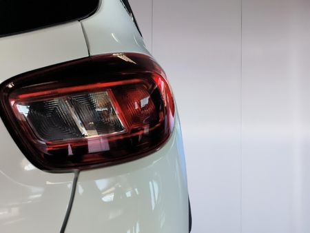 2026-Renault-Kwid-10-Climber-Auto_11