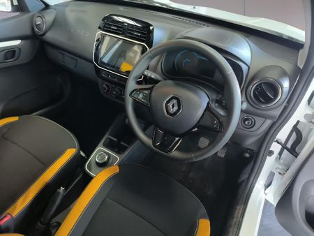 2026-Renault-Kwid-10-Climber-Auto_12