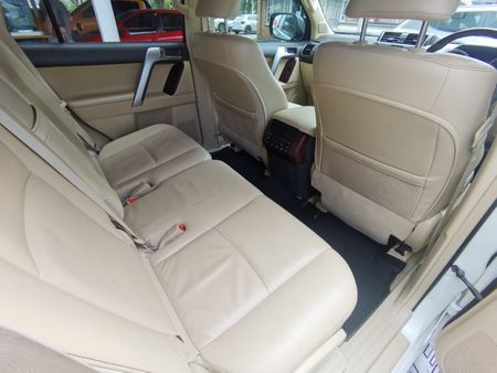 2014-Toyota-Land-Cruiser-Prado-30-TDI-VX-Auto_13
