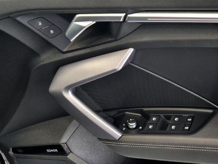 2025-Audi-A3-Sportback-35-TFSI-Auto_11