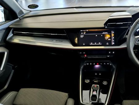 2025-Audi-A3-Sportback-35-TFSI-Auto_14