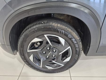 2024-Kia-Sonet-15-LX_18