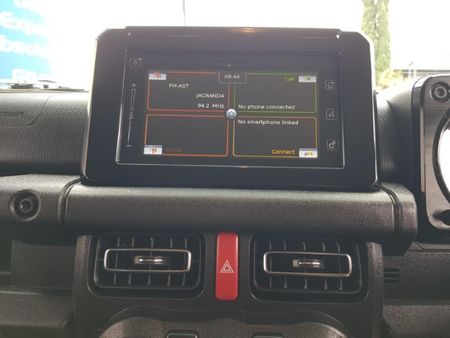 2020-Suzuki-Jimny-15-GLX-Auto_9