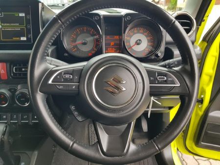 2020-Suzuki-Jimny-15-GLX-Auto_12