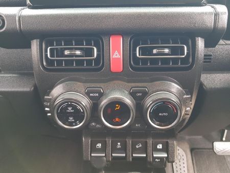 2020-Suzuki-Jimny-15-GLX-Auto_14