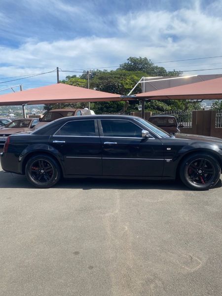 2006-Chrysler-300C-57-Hemi-V8-Auto_2