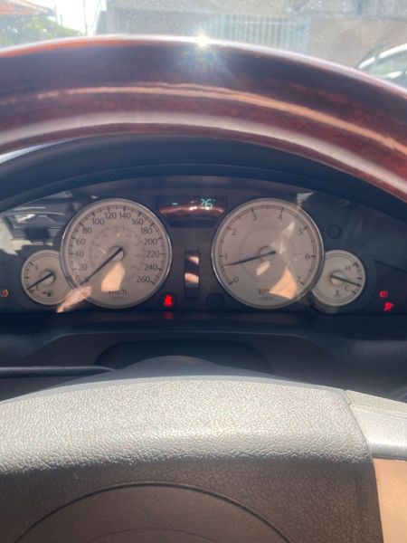 2006-Chrysler-300C-57-Hemi-V8-Auto_8