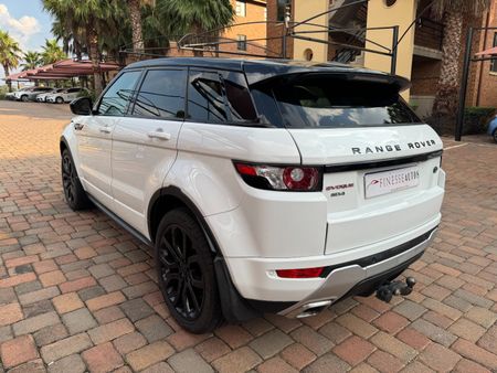 2014-Land-Rover-Range-Rover-Evoque-22-SD4-Dynamic_9