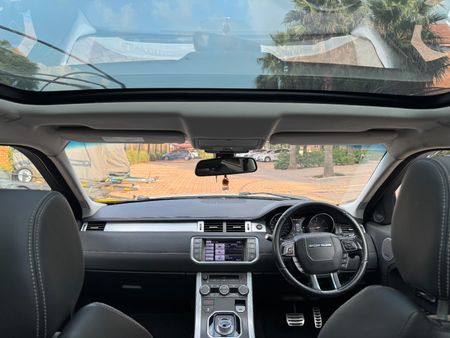 2014-Land-Rover-Range-Rover-Evoque-22-SD4-Dynamic_4