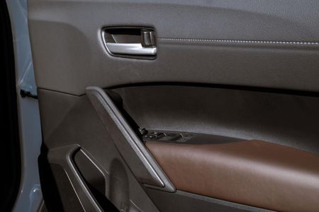 2026-Toyota-Corolla-Cross-18-XR-Hybrid_9