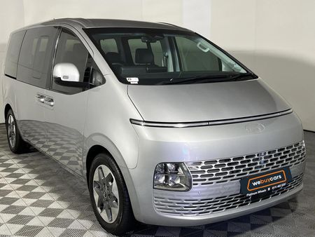 2025-Hyundai-Staria-22d-Elite-Auto_16
