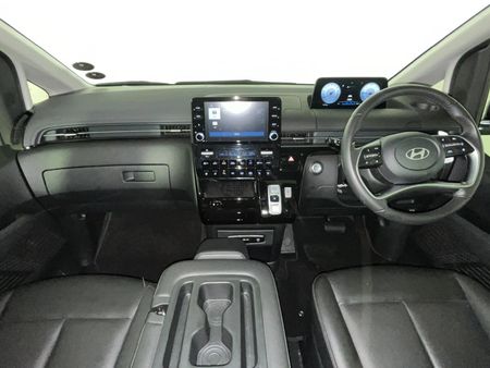 2025-Hyundai-Staria-22d-Elite-Auto_1