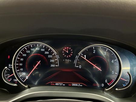 2019-BMW-X4-xDrive20d-M-Sport_2