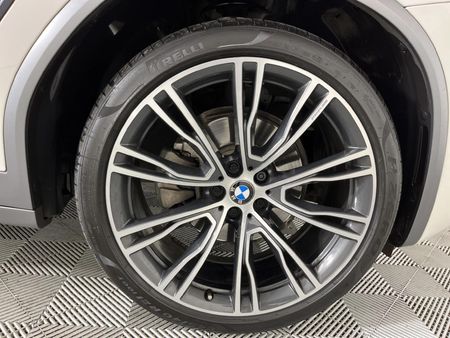 2019-BMW-X4-xDrive20d-M-Sport_5