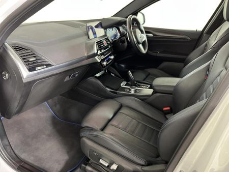 2019-BMW-X4-xDrive20d-M-Sport_8
