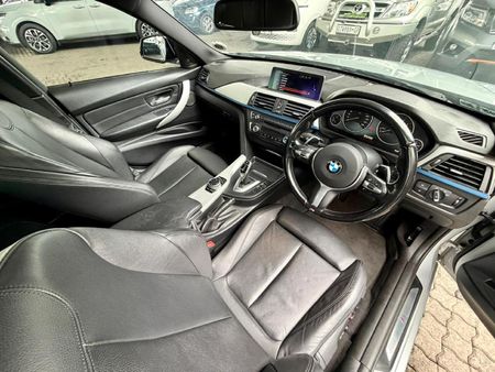 2015-BMW-3-Series-335i-M-Sport-Auto_16