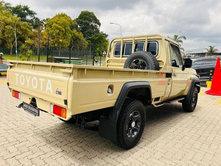 2026-Toyota-Land-Cruiser-79-28-GD-6-Single-Cab_6
