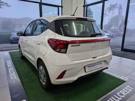 2024-Hyundai-Grand-i10-12-Motion-Auto_6