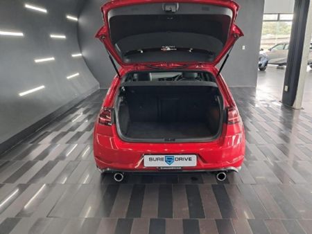 2018-Volkswagen-Golf-VII-GTI-20-TSI-Auto_11