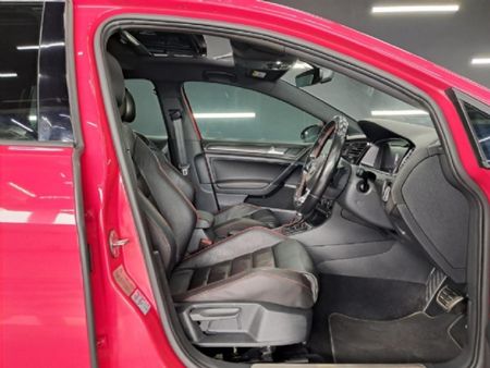 2018-Volkswagen-Golf-VII-GTI-20-TSI-Auto_16