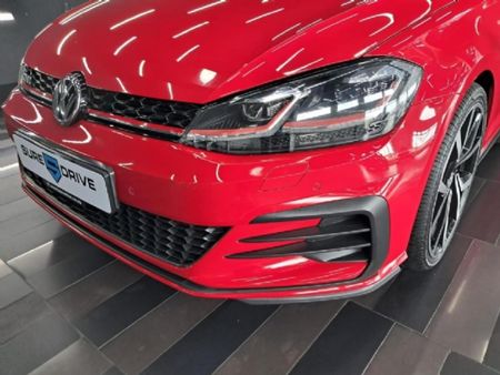 2018-Volkswagen-Golf-VII-GTI-20-TSI-Auto_1