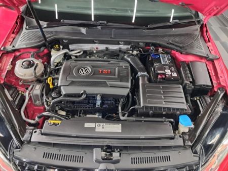 2018-Volkswagen-Golf-VII-GTI-20-TSI-Auto_29