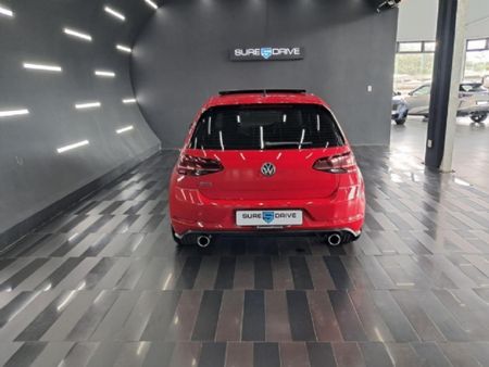 2018-Volkswagen-Golf-VII-GTI-20-TSI-Auto_7