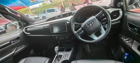 2016-Toyota-Hilux-28-GD-6-Raider-4x4-Double-Cab-Auto_13