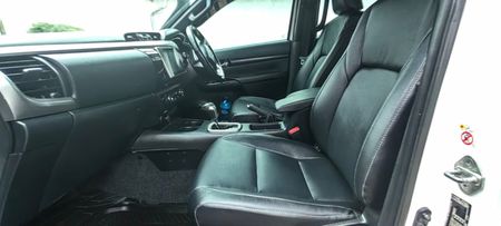 2016-Toyota-Hilux-28-GD-6-Raider-4x4-Double-Cab-Auto_25