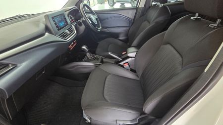 2025-Toyota-Starlet-Toyota-Starlet-15L-Xs-AT-75I_19