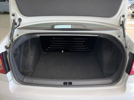 2017-Volkswagen-Polo-Vivo-GP-14-Trendline_12