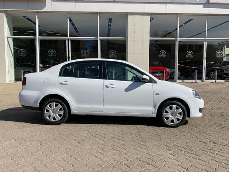 2017-Volkswagen-Polo-Vivo-GP-14-Trendline_14