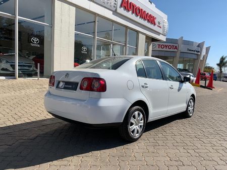 2017-Volkswagen-Polo-Vivo-GP-14-Trendline_15
