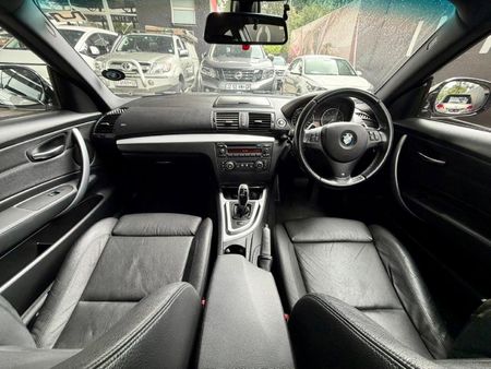 2010-BMW-1-Series-135i-Coupe-M-Sport-Auto_12