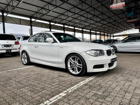 2010-BMW-1-Series-135i-Coupe-M-Sport-Auto_5