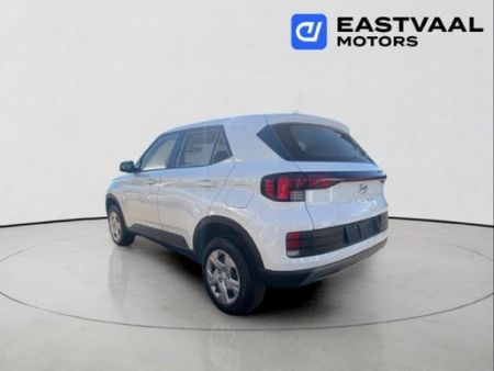 2026-Hyundai-Venue-12-Motion_3