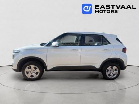 2026-Hyundai-Venue-12-Motion_5
