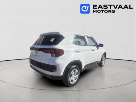 2026-Hyundai-Venue-12-Motion_7