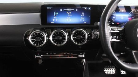 2024-Mercedes-Benz-A-Class-A-200-Sedan_11