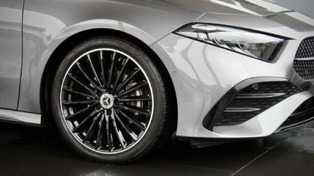 2024-Mercedes-Benz-A-Class-A-200-Sedan_4
