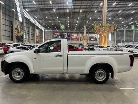 2026-Isuzu-D-Max-250C-Single-Cab_3