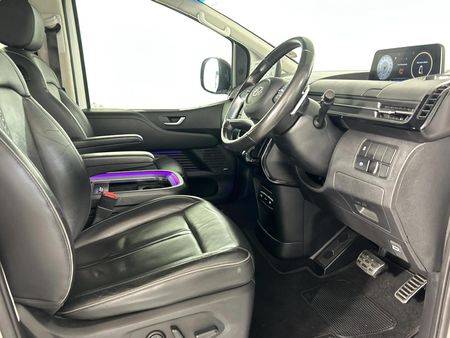 2022-Hyundai-Staria-22d-Luxury-Auto_9