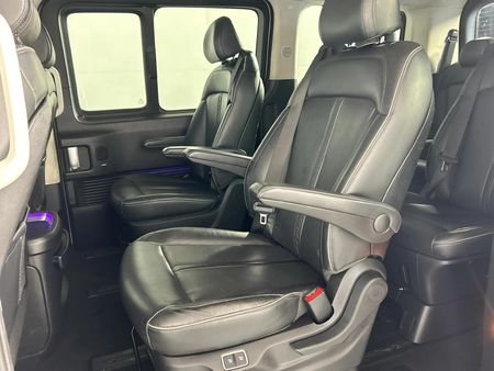 2022-Hyundai-Staria-22d-Luxury-Auto_3