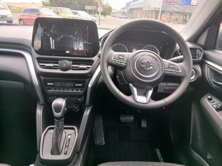2026-Suzuki-Grand-Vitara-15-GL-Auto_11