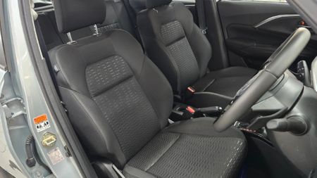 2026-Suzuki-Swift-12-GLX-Auto_2