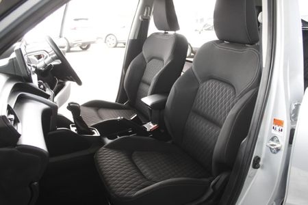 2023-Toyota-Urban-Cruiser-15-XR-Auto_16
